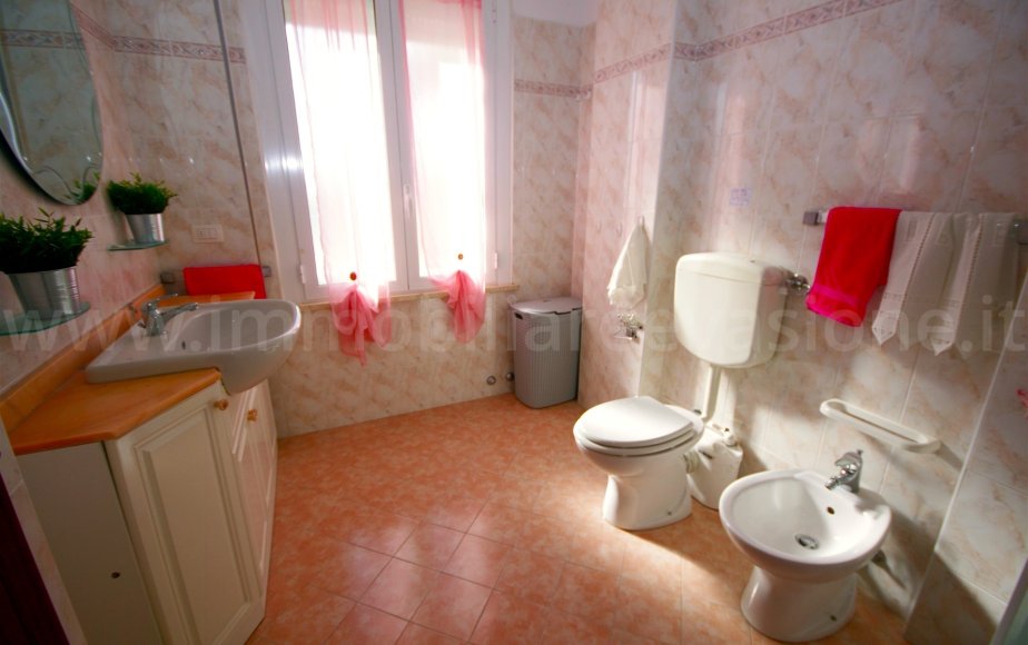 SECONDO BAGNO DI SERVIZIO