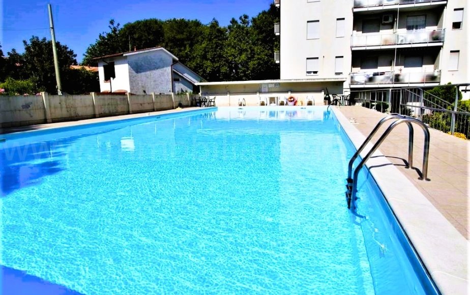 PISCINA CONDOMINIALE