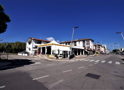 A prezzo affare di € 65.000,00 vendesi al lido di pomposa appartamento trilocale a pochi passi dalla spiaggia