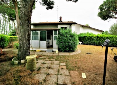 Villetta libera su 4 lati in vendita al residence galattico al lido delle nazioni