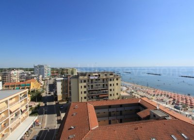 Vendesi al lido di pomposa appartamento trilocale in condominio con spiaggia di proprietà