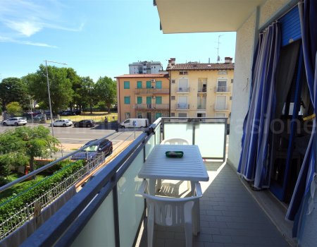 Vendita appartamento con due camere da letto nel pieno centro servito del lido di pomposa