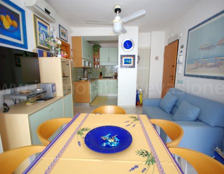 Vendita in zona adiacente la spiaggia del lido di pomposa appartamento con ottime finiture