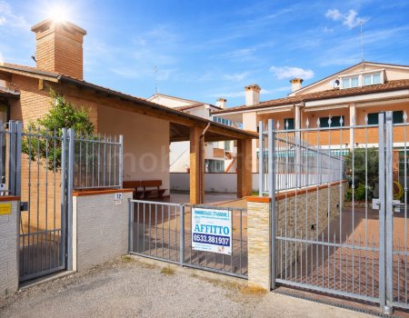 Hermitage – ampia villa indipendente con ampi spazi esterni in affitto al lido di pomposa